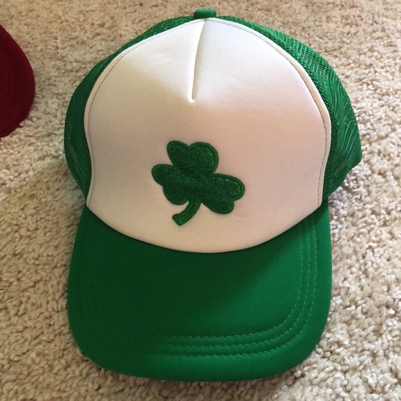 NWT 3 Hats - Picture 6 of 7